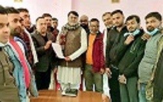 नेता सिंह द्धारा बीरगंजलाई राजधानी बनाउन ज्ञापन पत्र